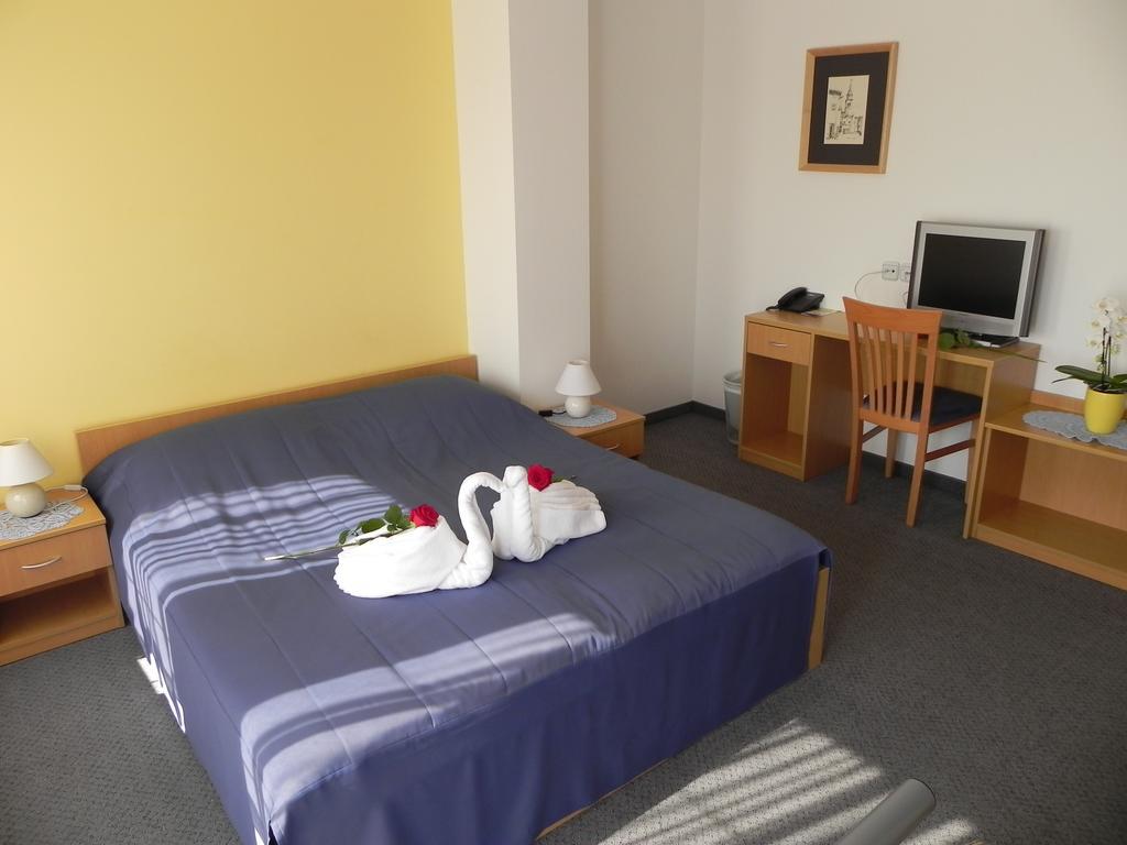 Motel Majolka Ptuj Ruang foto