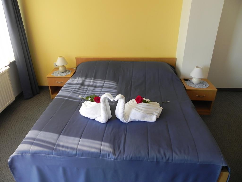 Motel Majolka Ptuj Ruang foto
